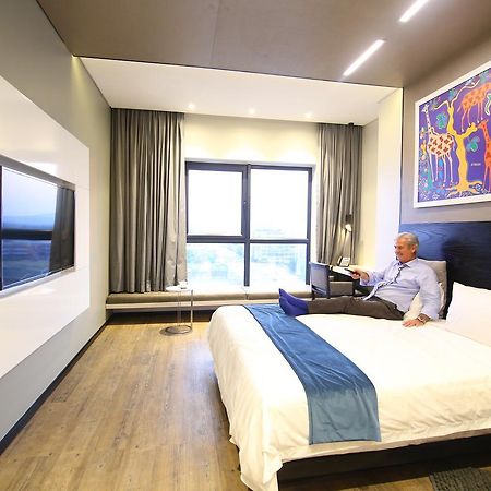 Room50Two Gaborone Exteriör bild