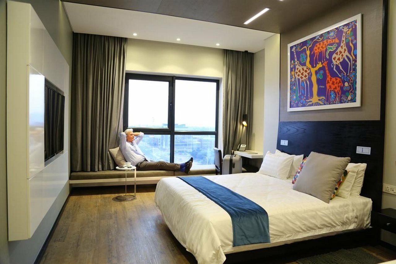 Room50Two Gaborone Exteriör bild
