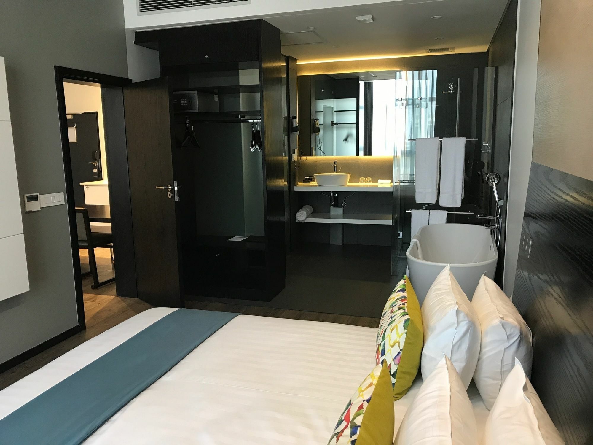 Room50Two Gaborone Exteriör bild