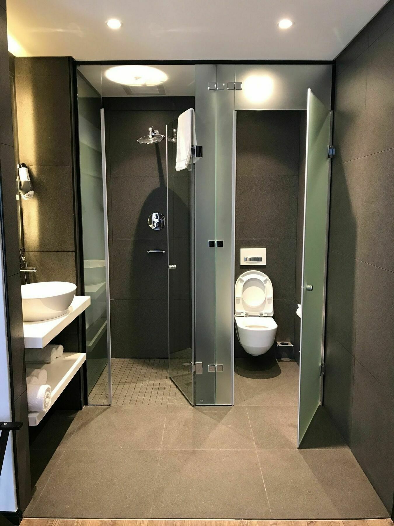 Room50Two Gaborone Exteriör bild
