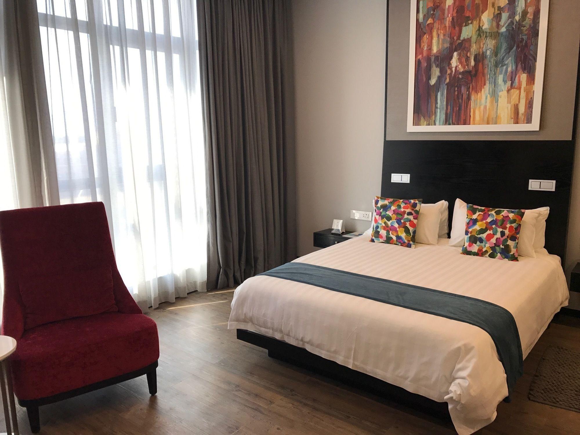 Room50Two Gaborone Exteriör bild