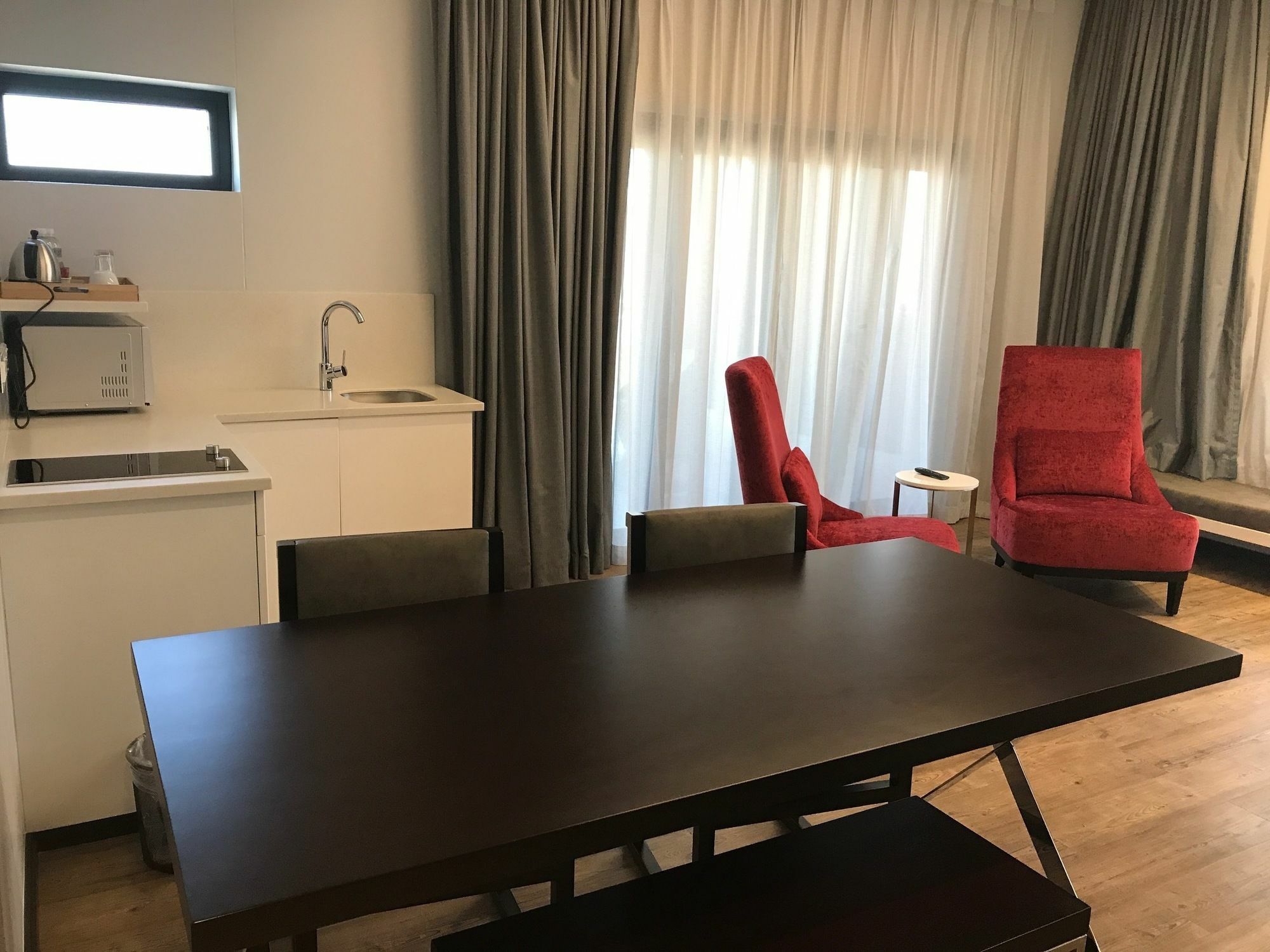 Room50Two Gaborone Exteriör bild